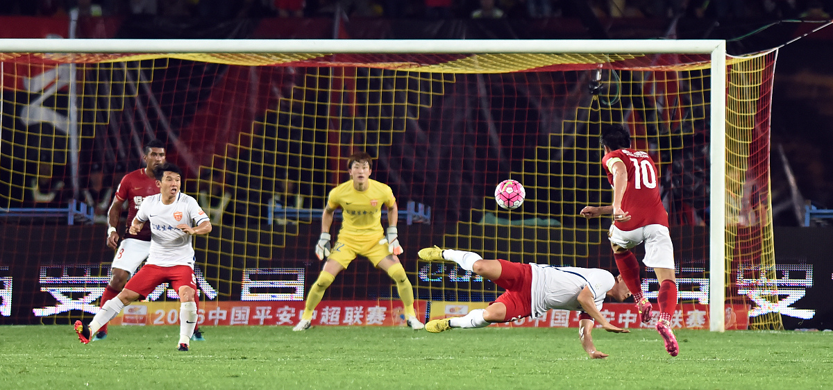 华体会- 亚特兰大发布备战花絮；赛前状态回暖；德甲任务艰巨；控场能力受关注