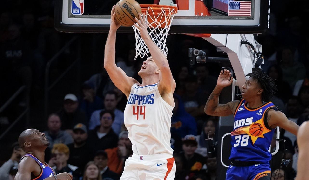 华体会-JackeyLove新星重要助攻表现突出，快船前途光明！