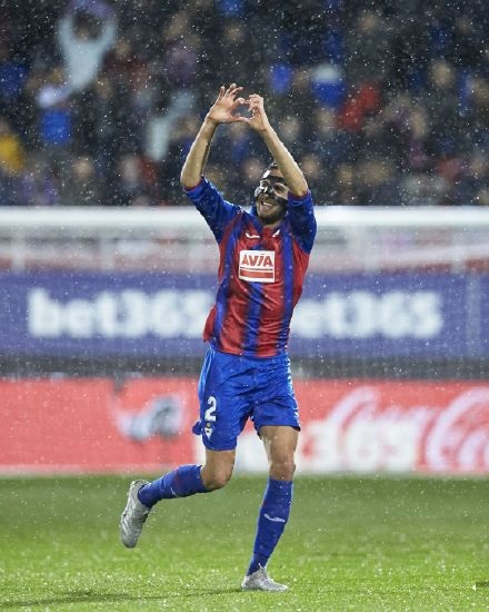 HTH-Ning爆冷击败西班牙队，战术调整引爆全场！的简单介绍