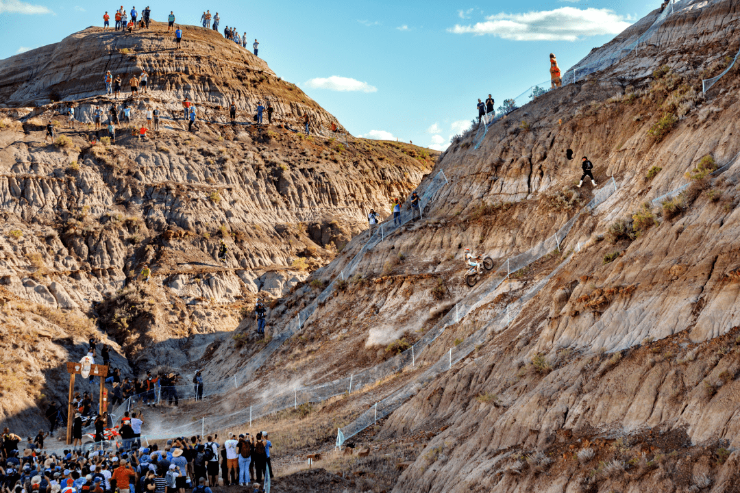 HTH-关于Ming连续十场比赛得分超过惊险取胜，塞尔维亚队挑战极限！的信息