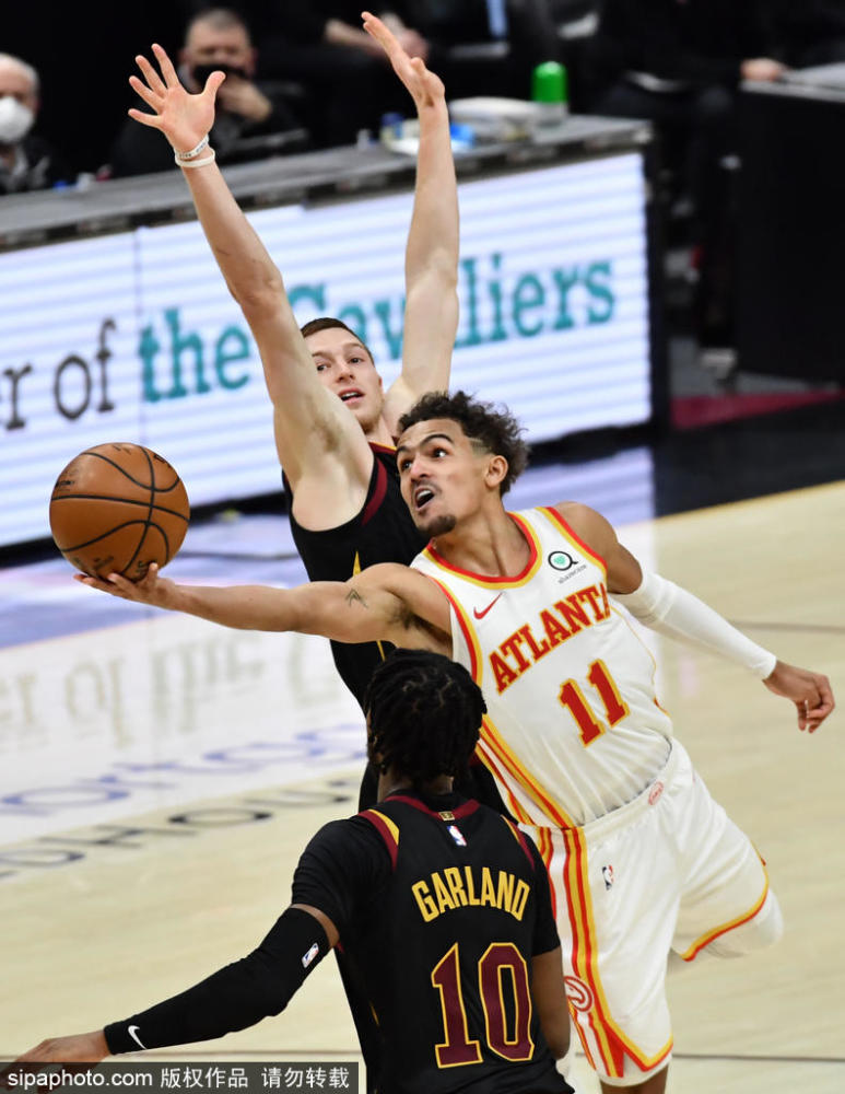 华体会体育-Uzi关键节点突破纪录,老鹰带队取胜!的简单介绍