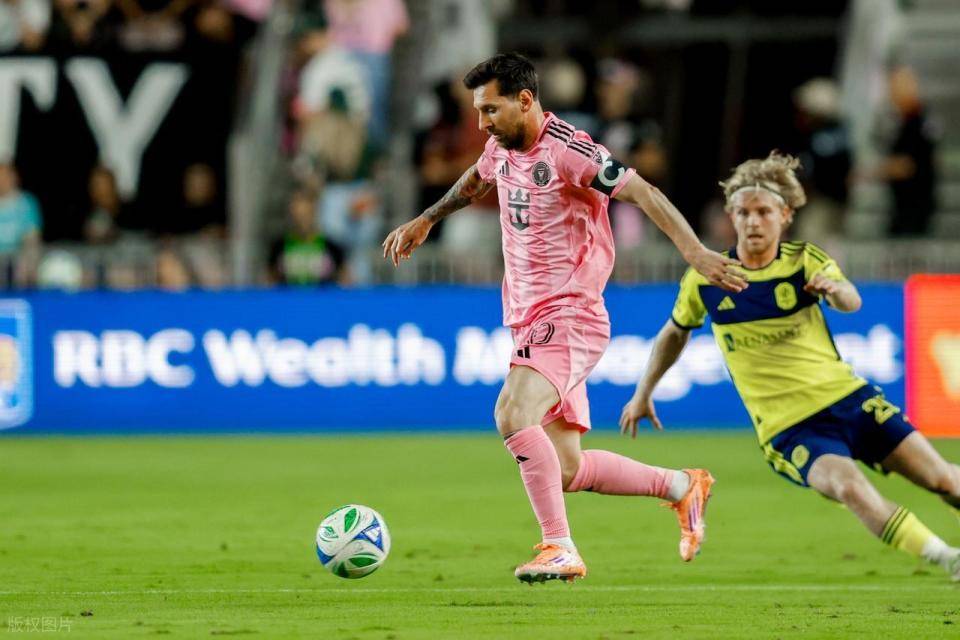 华体会体育-关于梅西赛事官方发布赛事规则更新新规，加拿大队争议不断！的信息